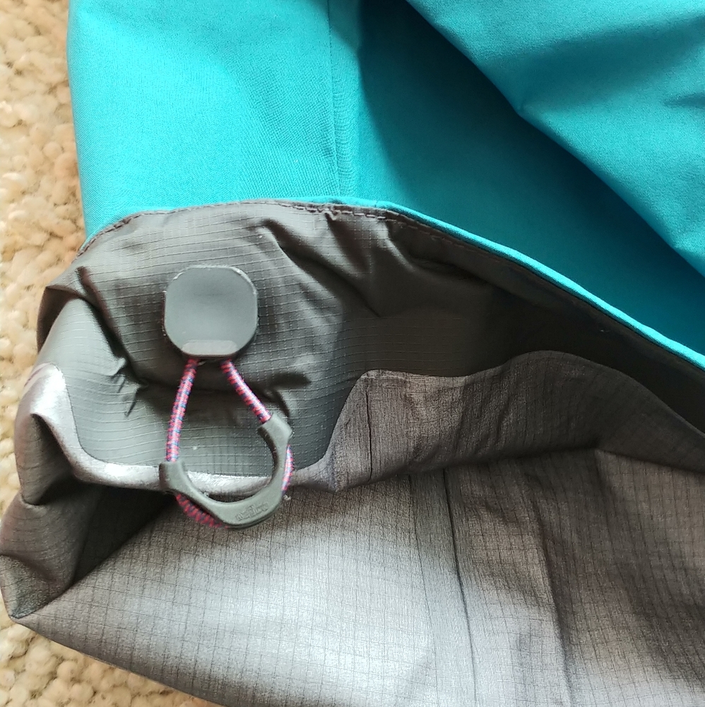 Mountain Hardware Exposure 2 Gore-Tex Pro Jacket - Picture 7 of 15